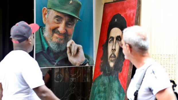 ¿Cómo llegamos a la beatificación del sanguinario Che Guevara?