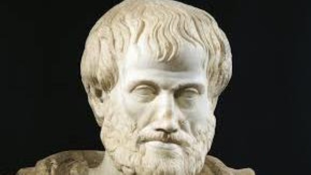 Aristóteles está presente