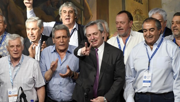 A. Fernández, en la CGT: "El movimiento obrero va a ser parte del Gobierno que viene"