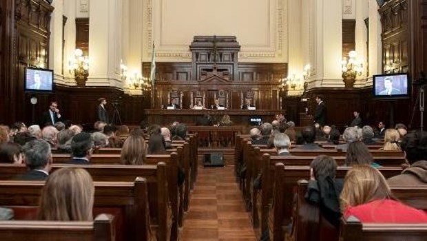 Los llamados "Protocolos de abortos no punibles" que la Corte Suprema de la Nación instó a las provincias y al Gobierno de la Ciudad de Buenos Aires a dictar en el muy cuestionable fallo FAL (2012) han incrementado los abortos que se realizan en el país.
