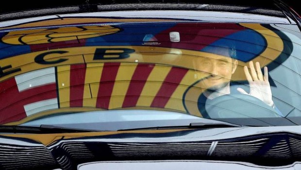 Barcelona despidió al entrenador Ernesto Valverde 