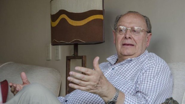 El derrumbe de la cultura argentina empezó con la generación de Rivadavia, opina el académico.