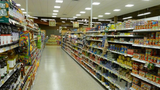 El rubro alimentos y bebidas no alcohólicas resultó ser el segundo con mayor incidencia en el nivel general, subiendo 4,7%.