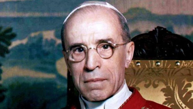 Para el Vaticano la apertura de archivos sobre Pío XII lo mostrará "como defensor de la humanidad"