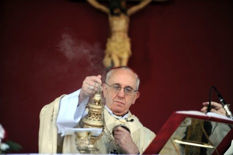 Bergoglio llamó a desechar toda propuesta de odio, egoísmo y rencor