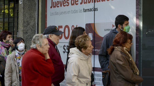 Un gobierno al que sus propios errores alcanzaron rápidamente