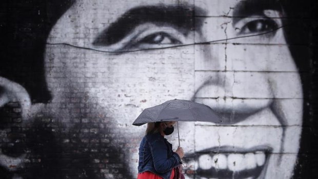 Alberto Arenas, peluquero y cirujano
