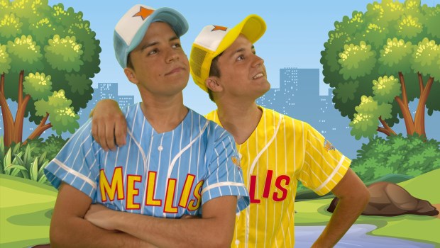 `Los Mellis' estrenan un nuevo episodio de su programa cada viernes en su canal oficial de YouTube.­