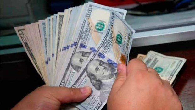 El dólar blue retoma su escalada tras las medidas del BCRA