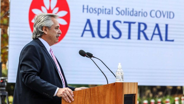 Fernández inauguró un hospital para casos de Covid-19: "podemos tener un país mejor. Esta es la prueba"