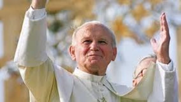 En Santo Domingo, en 1984, Juan Pablo II impulsó vivamente la opción preferencial por los pobres.