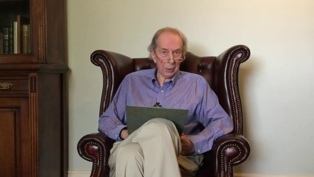 Ya en febrero el Dr. Vernon Coleman había comenzado a señalar los grandes errores que se estaban cometiendo para combatir la enfermedad y en marzo último publicó en YouTube un primer video titulado “El pánico por coronavirus, ¿engaño del siglo?”, que no tardó en viralizarse.