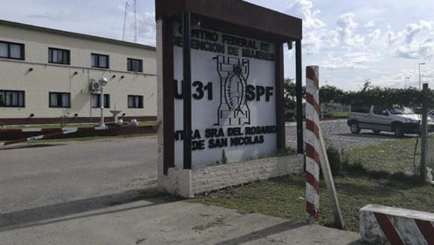 Buscan matarlos de forma legal, dicen los familiares de militares contagiados