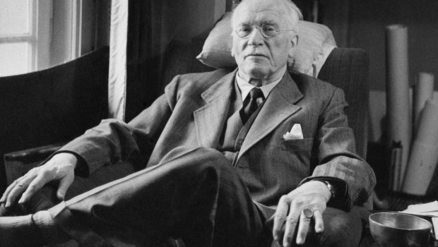 Reflexiones en torno a la vida y la obra de Carl G. Jung