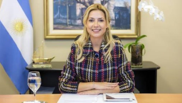 La primera dama les pidió a los gerentes del Banco Nación que se sumen a "trabajar por quienes más necesitan"