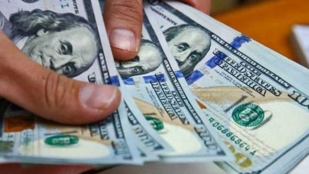 El dólar blue tuvo una fuerte baja y cerró en $181