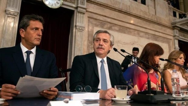 Fernández se juega el futuro en la puja por la reforma judicial 