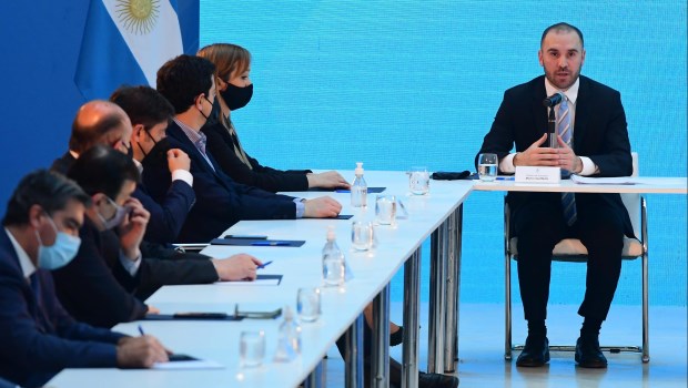 El Gobierno anunció que la Argentina consiguió reestructurar el 99% de la deuda