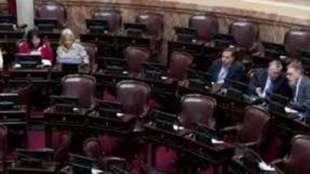 Fracasó en el Senado una sesión pedida por la oposición