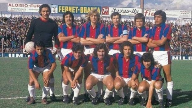 Una de las habituales formaciones de San Lorenzo, el dueño del fútbol argentino en 1972.