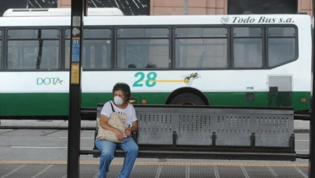 El Gobierno sale al rescate de las empresas de transporte