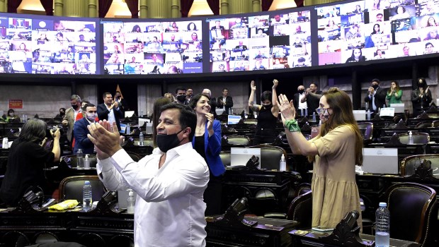 El impuesto a la riqueza recibió media sanción en Diputados el martes pasado. Afectará a casi 10.000 personas y recaudaría $ 300.000 millones por una única vez.
