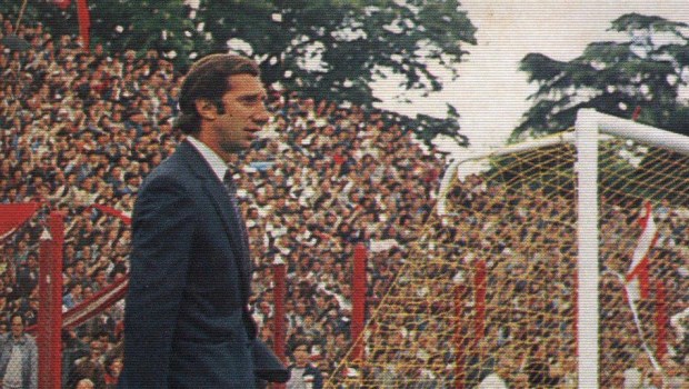 Carlos Salvador Bilardo le devolvió la alegría a Estudiantes después de muchos años.