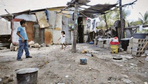 Largas décadas de populismo irracional han provocado que un 50% de la población esté hoy por debajo de la línea de pobreza.