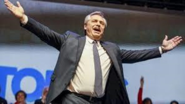 Alberto Fernández tiene un 50,6% de imagen positiva, según una encuesta