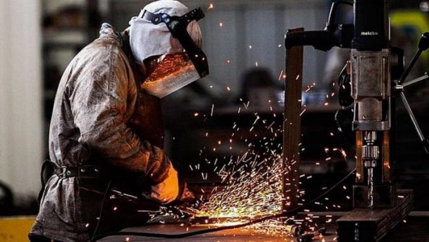 "Pesimismo e incertidumbre" empresarial sobre la recuperación de los salarios, según un informe privado