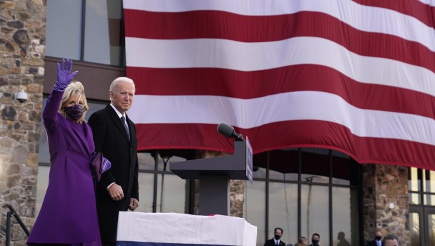El presidente electo Joe Biden hablará sobre la necesidad de unir al país en un momento de crisis sin precedentes.