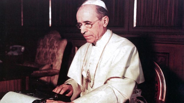 La falsedad de la acusación a Pío XII