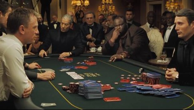 Escena de la película de James Bond de 2006, «Casino Royale», filmada en el gran casino de Montecarlo, Mónaco.