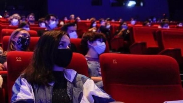Autorizan la reapertura de los cines en la Ciudad y en la Provincia