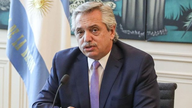 Alberto Fernández asume la presidencia del PJ