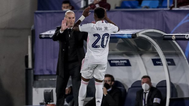 Real Madrid saca ventaja en el cruce de ida con Liverpool por Liga de Campeones