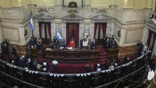 El Senado convirtió en ley las reformas del Impuesto a las Ganancias y el Monotributo
