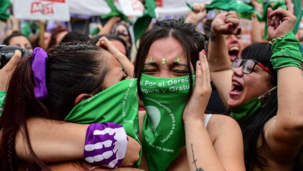Aborto y eutanasia. Dos fracasos de la democracia argentina.