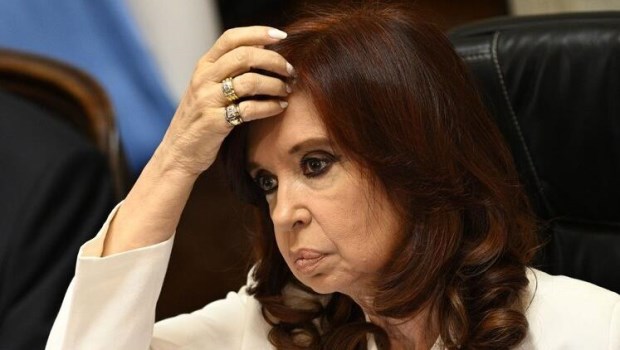 Sobreseyeron a Cristina Kirchner en la causa de dólar futuro