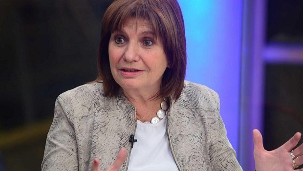 Patricia Bullrich aseguró que Trotta debió haber renunciado "por dignidad personal"