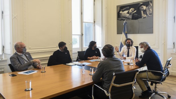 Cafiero y Vizzotti recibieron a los funcionarios de la Ciudad y la Provincia.