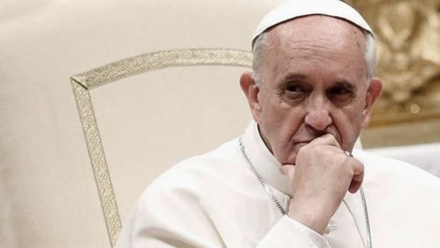 Francisco: "La desconfianza en la política viene cuando se la confunde con una empresa"