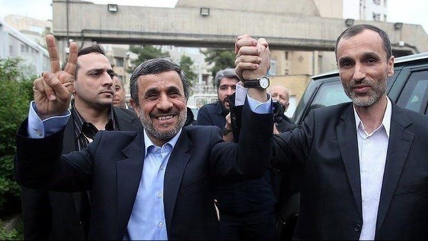 Reaparece el duro Ahmadinejad