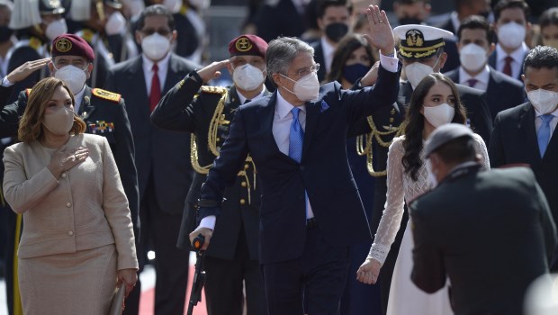 Guillermo Lasso fue investido como nuevo presidente de Ecuador ante la Asamblea Nacional