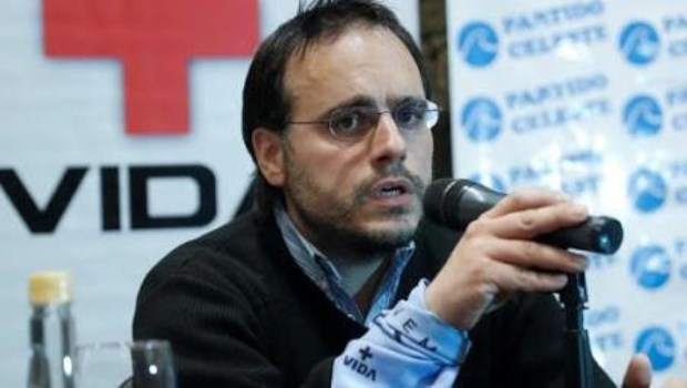 ­Raúl Magnasco.