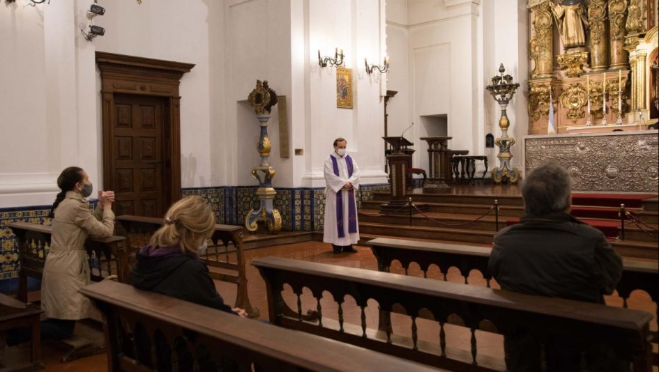 Autorizan celebraciones religiosas en interiores­ - Vimarsana News