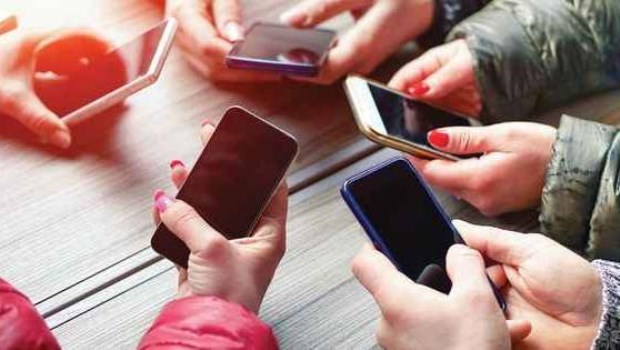 El móvil y las redes: ¿la cocaína del siglo XXI?