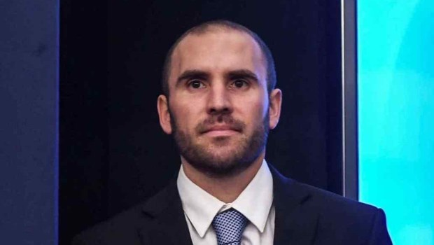 Guzmán aseguró que la recuperación del salario "es una prioridad de este Gobierno"