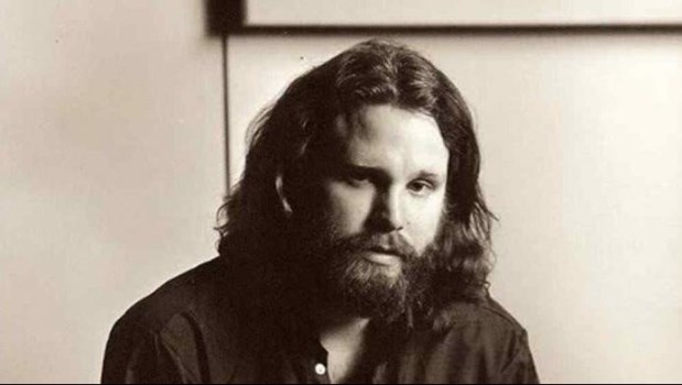 Jim Morrison, el hombre que cambió el rock para siempre, moría hace 50 años