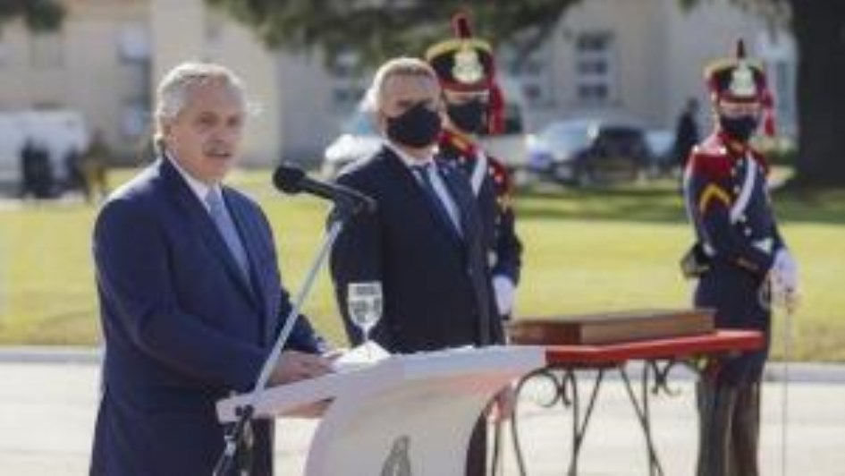 El Presidente expresó "gratitud" a las Fuerzas Armadas por la asistencia para enfrentar la pandemia - Vimarsana News
